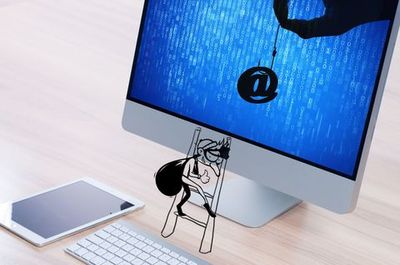 成年當天，能否踏入網吧？解讀互聯(lián)網上網服務的年齡規(guī)定